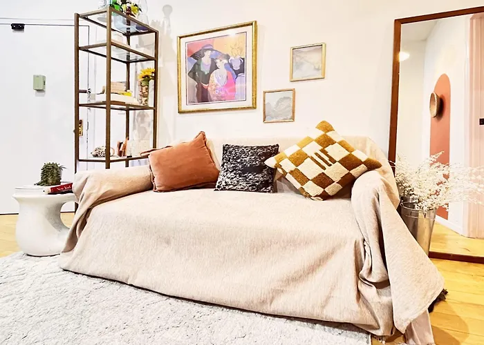 Terracotta Room - Small Private Bedroom In Les