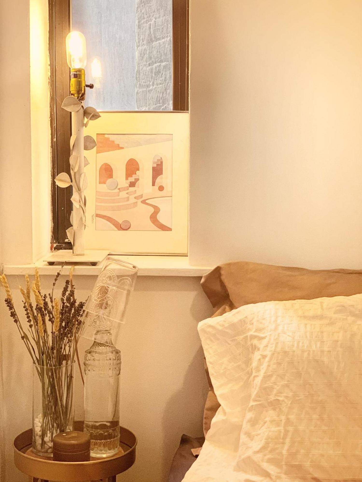 Terracotta - Small Private Bedroom In Les Privatunterkunft *